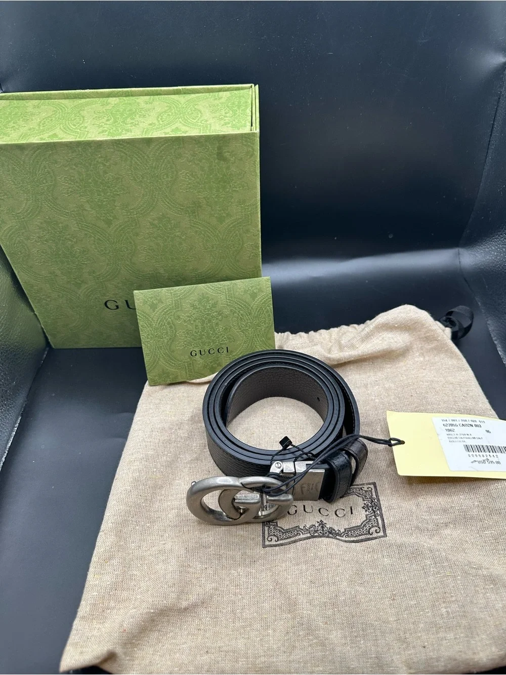 Gucci Black Brown REVERSIBLE Leather Belt with Matte Silver Double G Buckle EU95